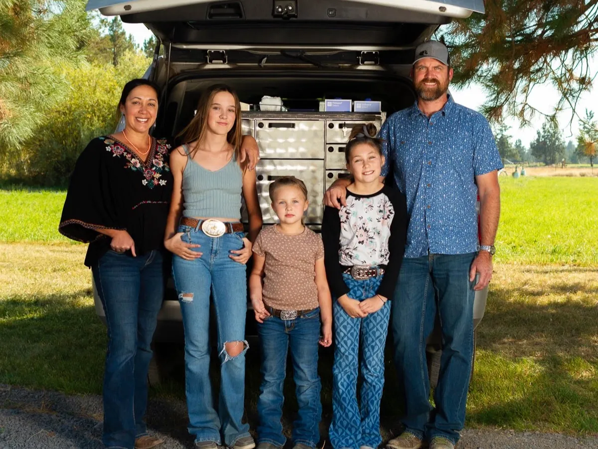 Dr Tyler Newton Veterinarian